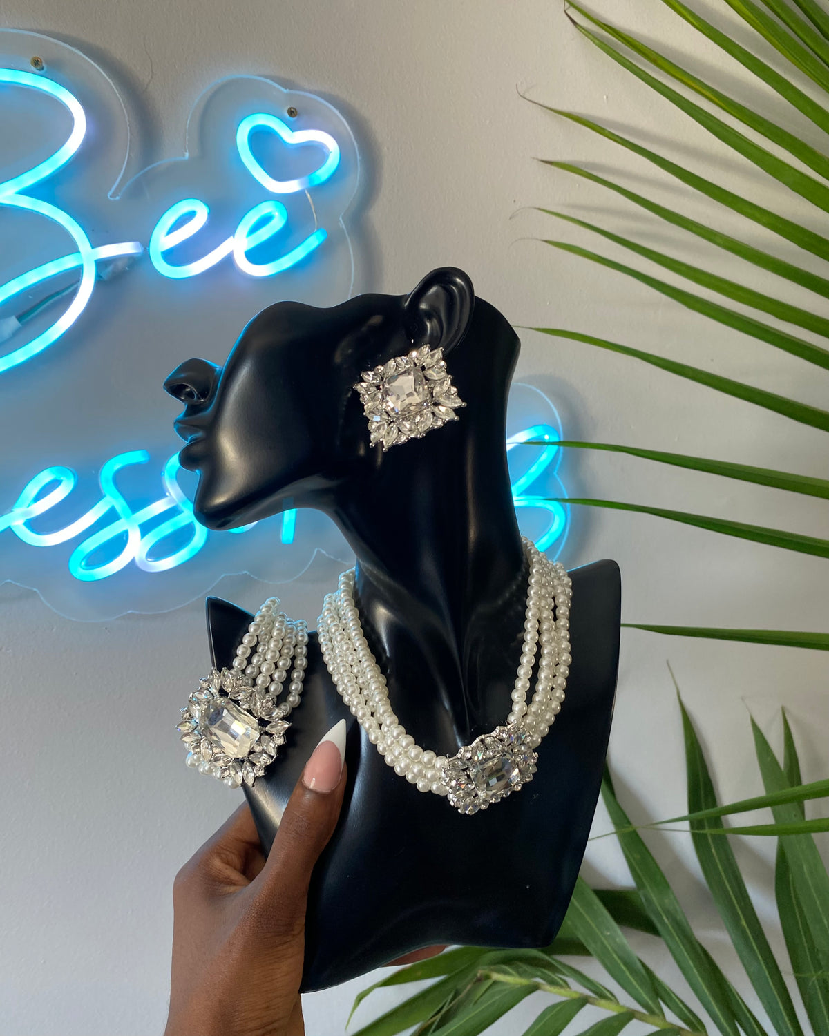Hook me up layered necklace set