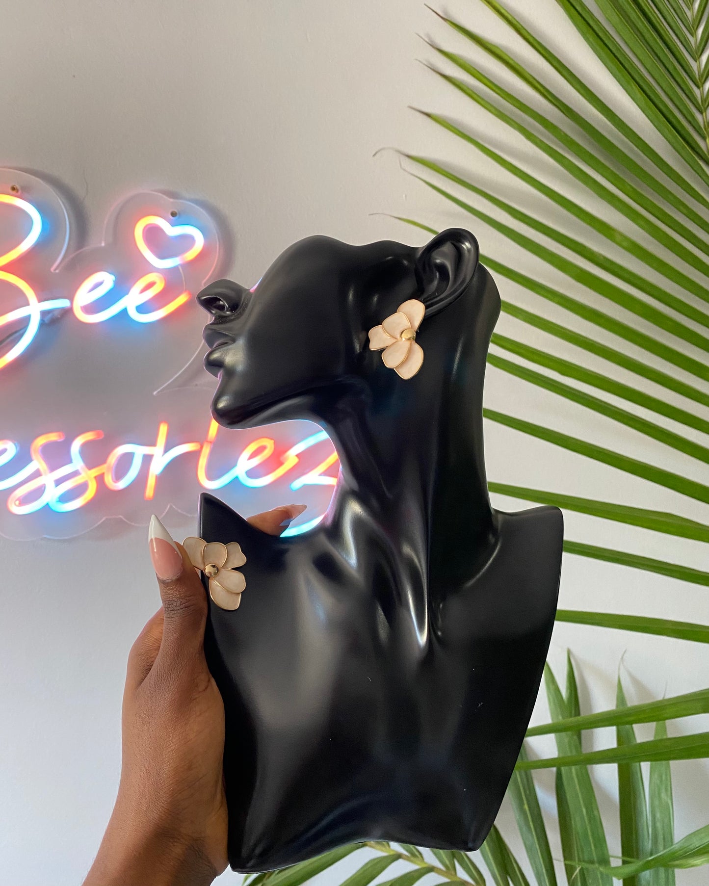 Beautiful Moment Earrings