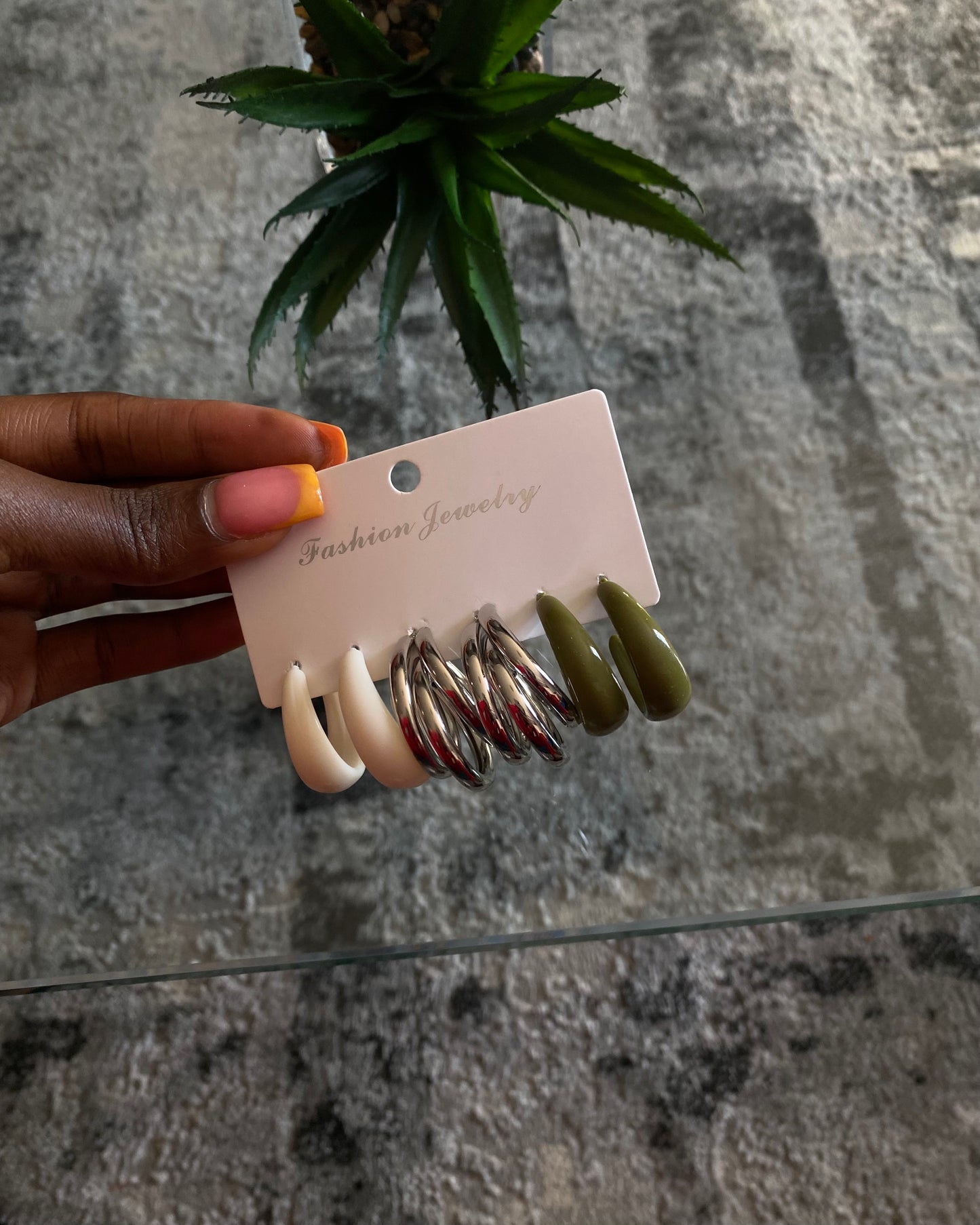 Island Muse Hoops