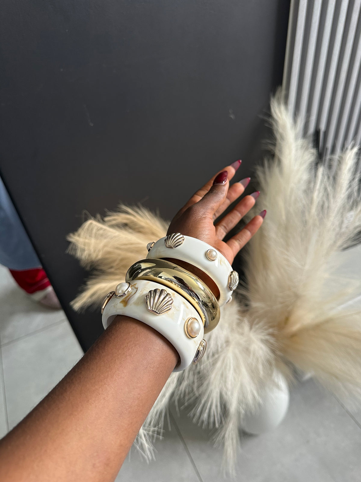 3-Piece Shell Detail Bangle Set