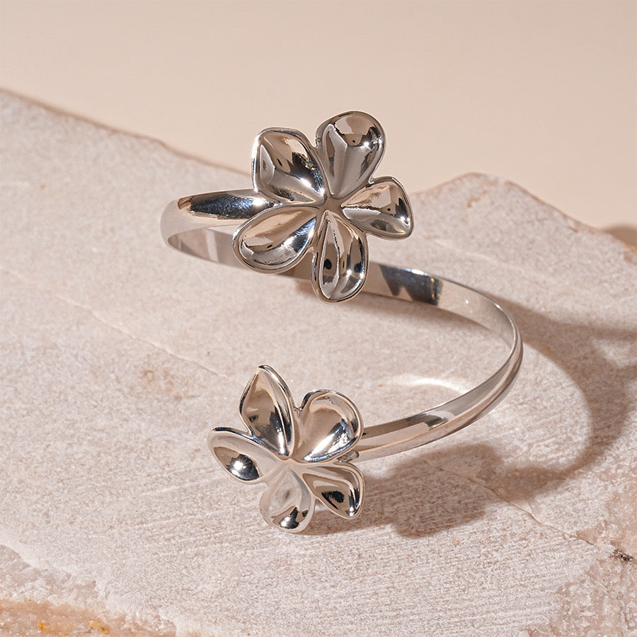 Beautiful Madness Arm cuff