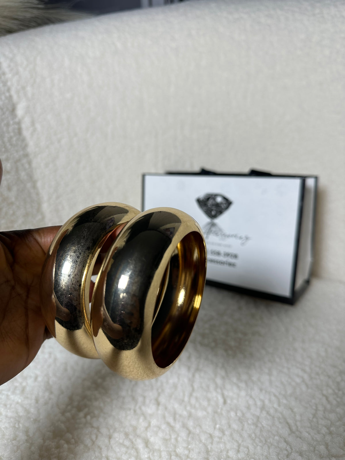 Gold Chunky Round Bangle