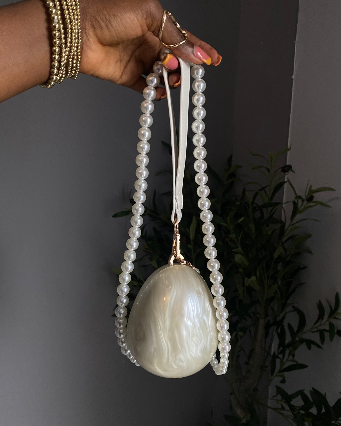 Stylish Chic Pearl Handbag