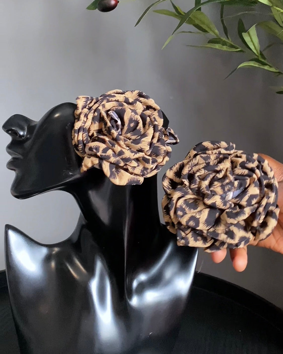 Bow & Bloom Drops Earrings