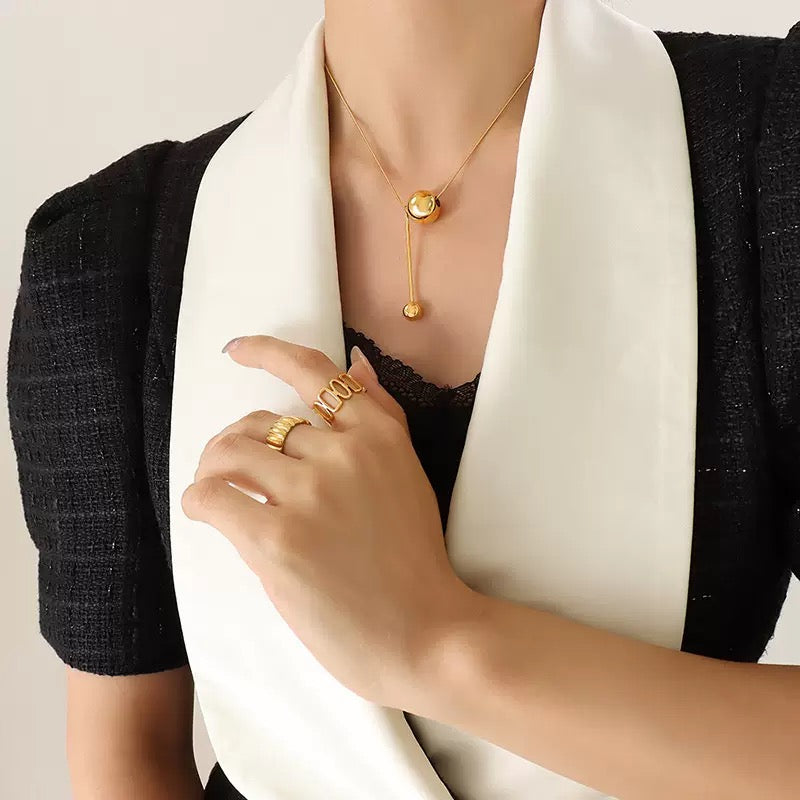 Queen Drip Necklace