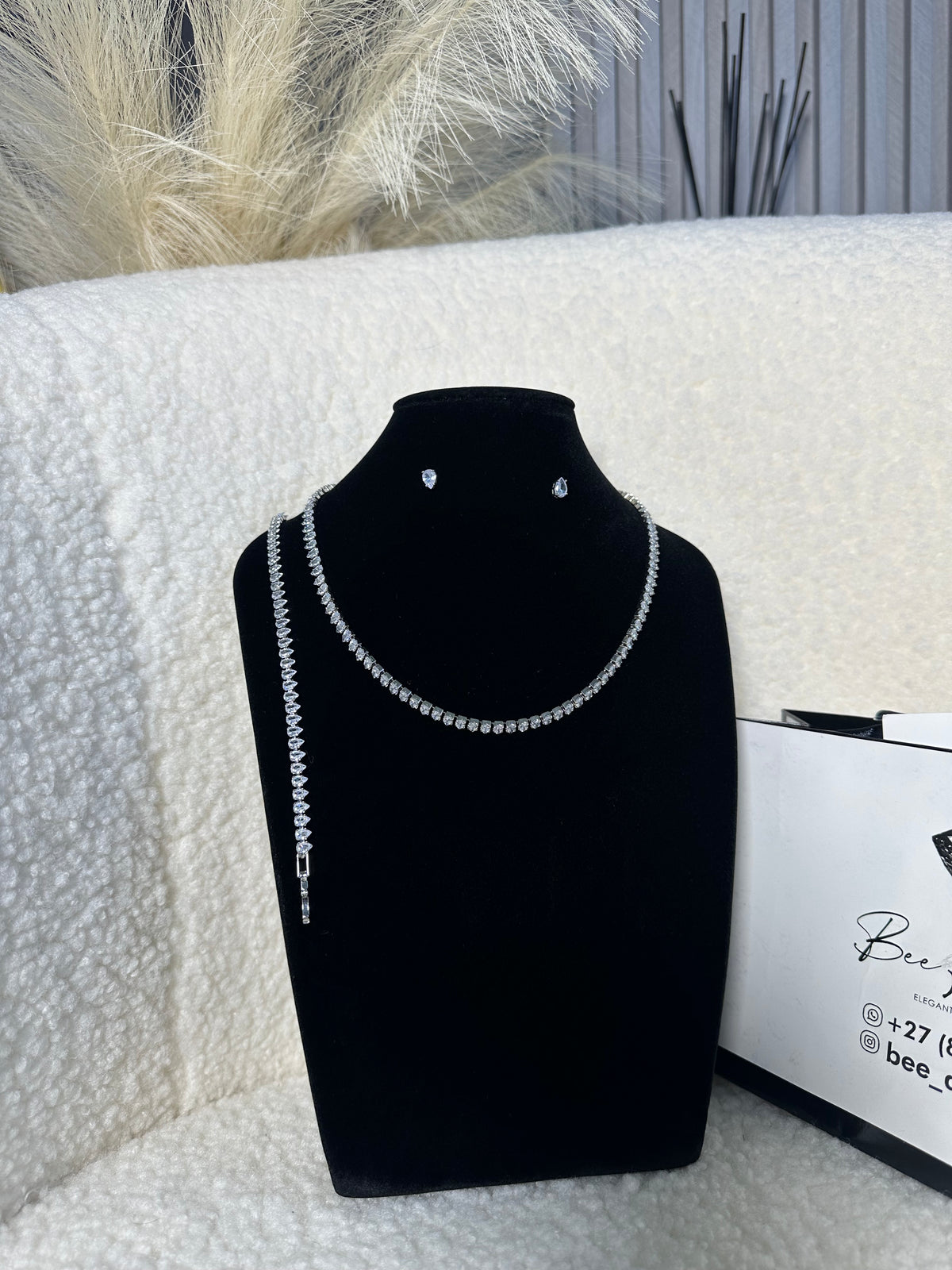 Sunday Luncheon Necklace