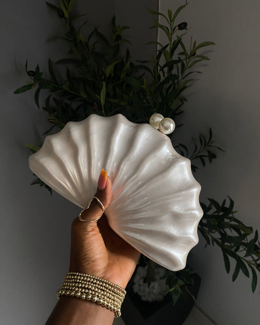 Pearl clutch