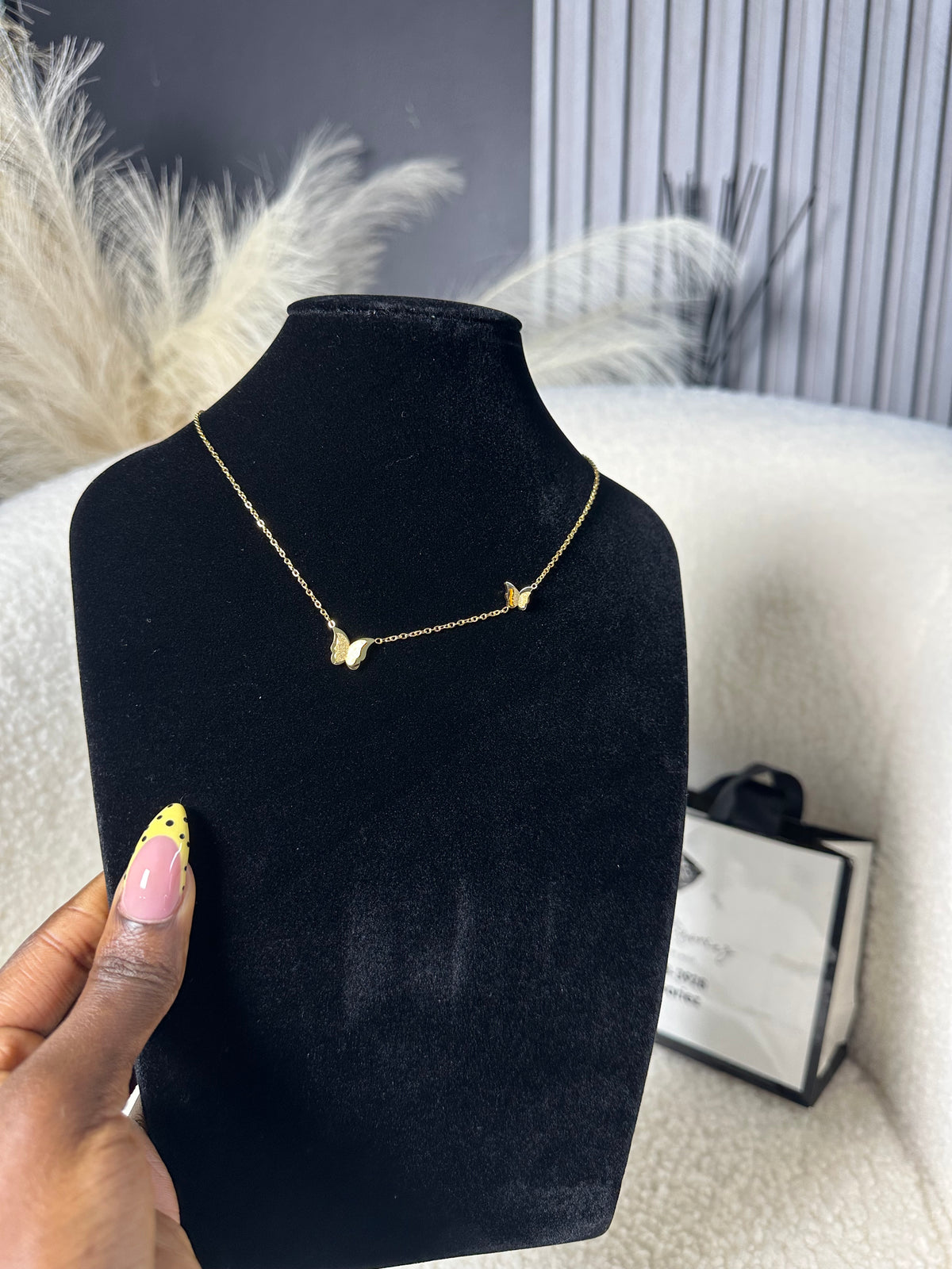 Prestige Glow Necklace