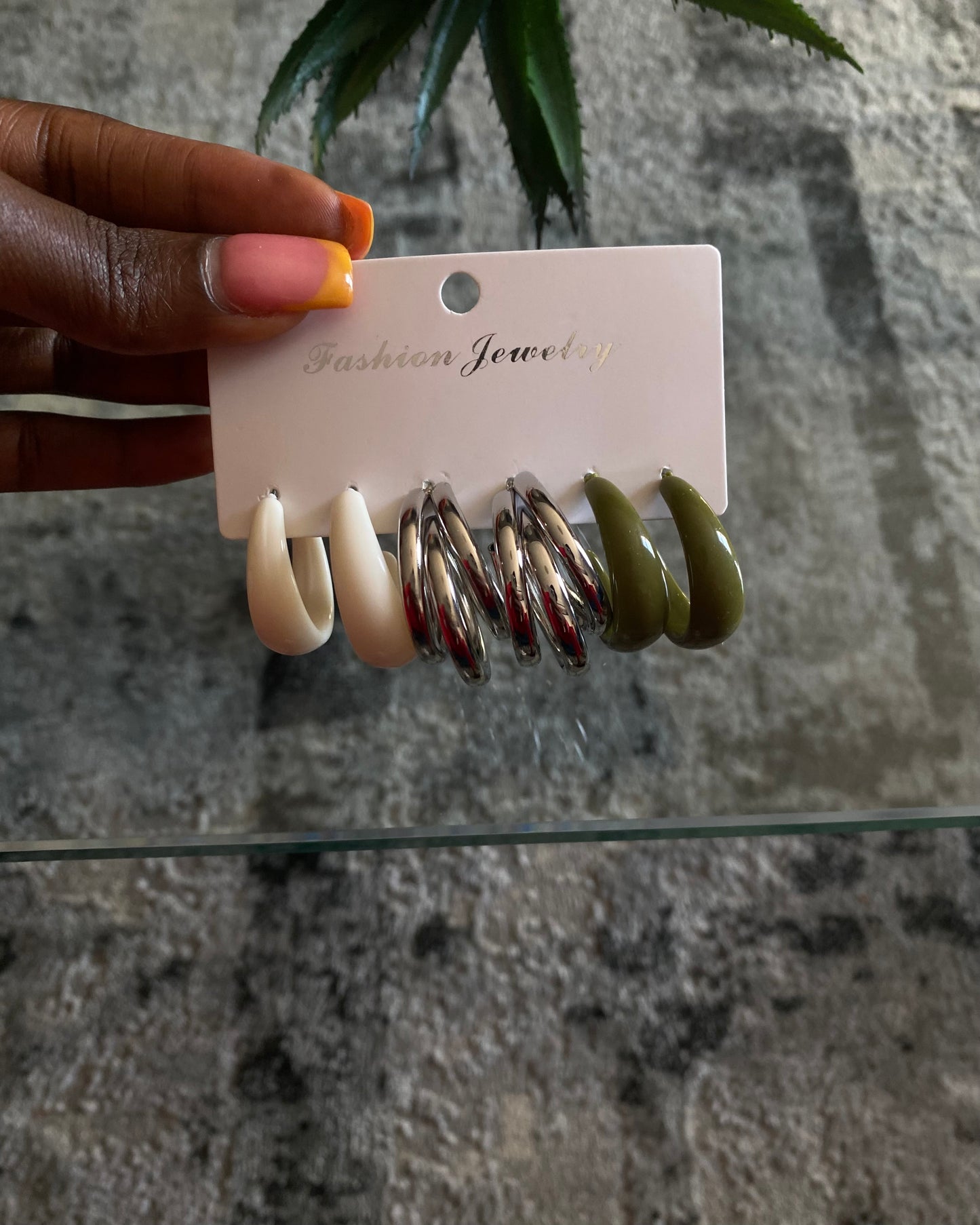 Island Muse Hoops