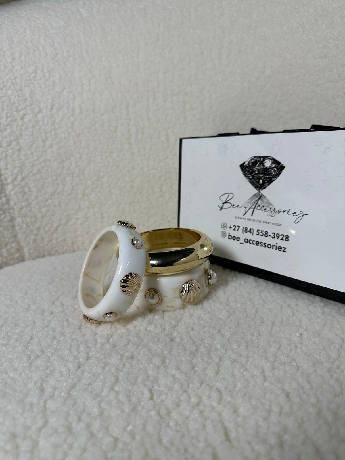 3-Piece Shell Detail Bangle Set