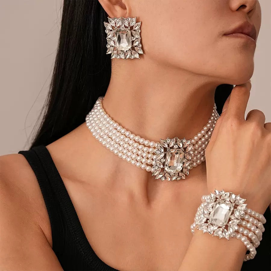 Hook me up layered necklace set