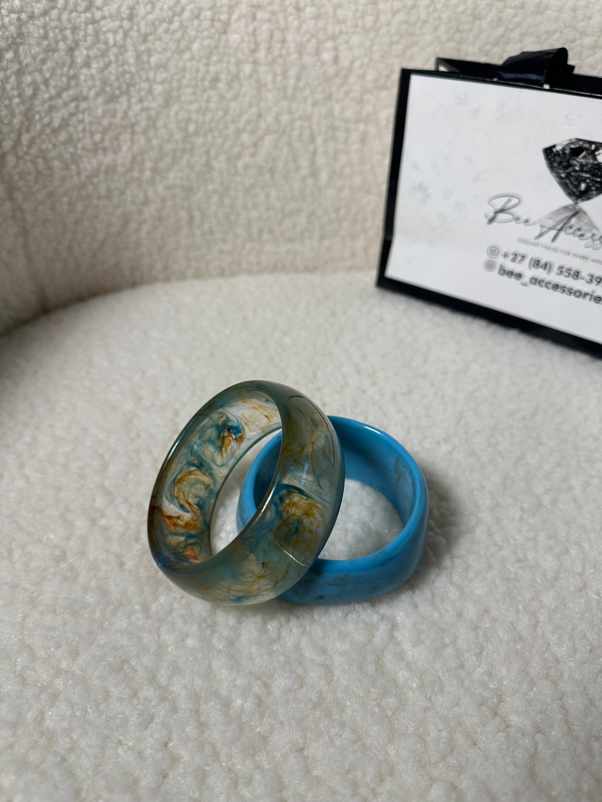 2-Piece Turquoise Resin Bangle Set