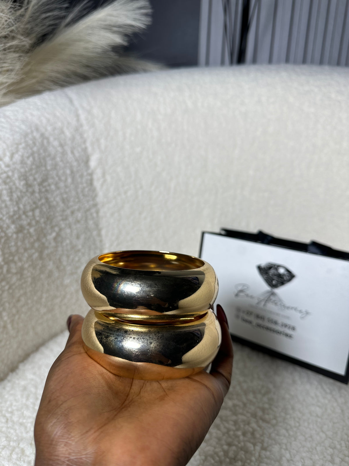 Gold Chunky Round Bangle