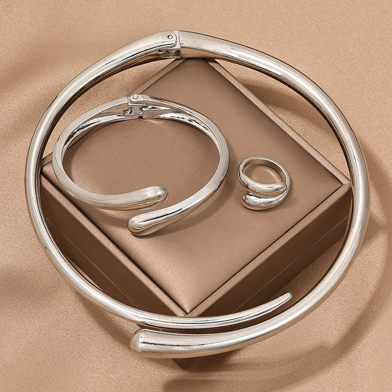 Noble choker Necklace set