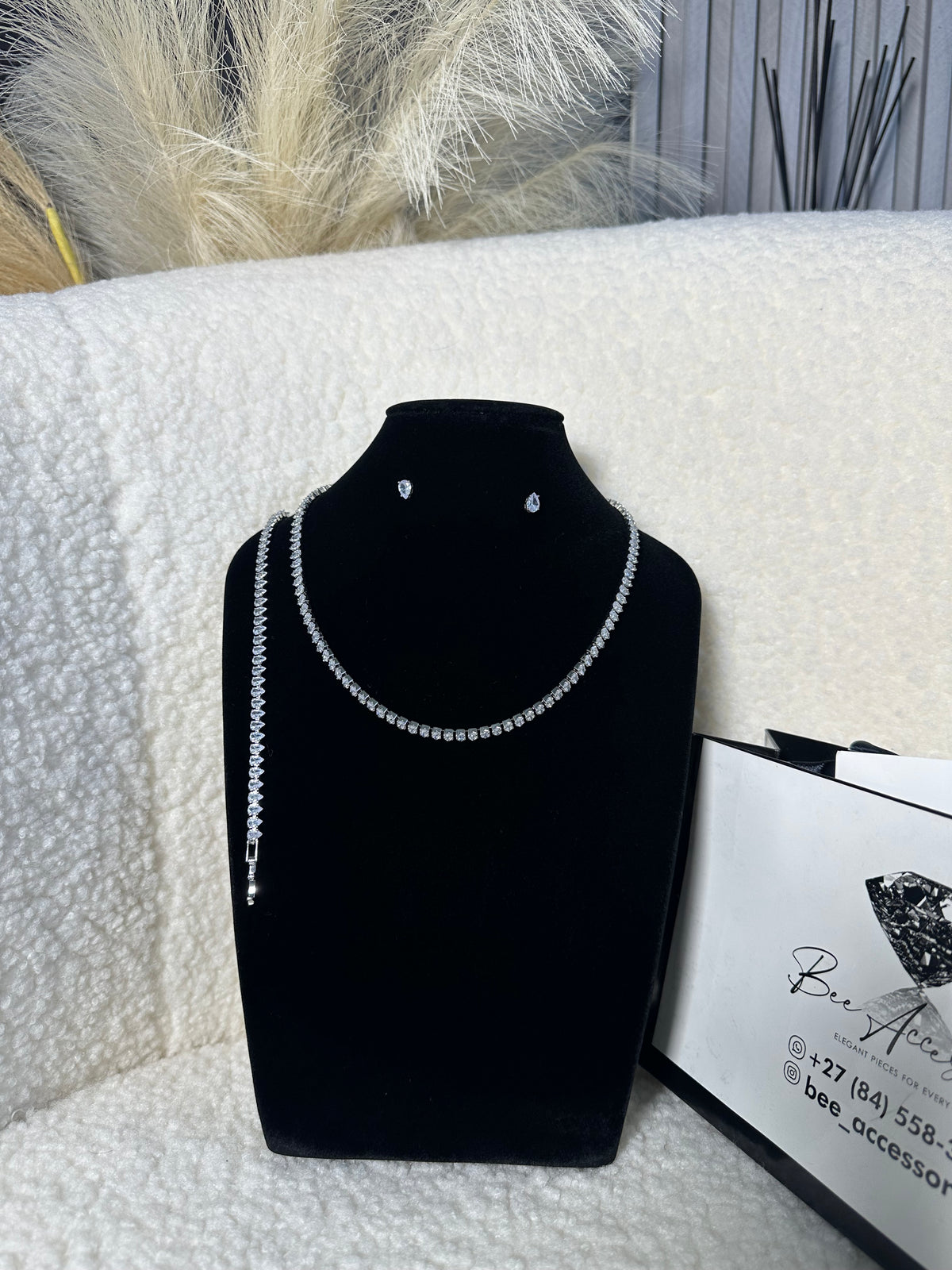 Sunday Luncheon Necklace
