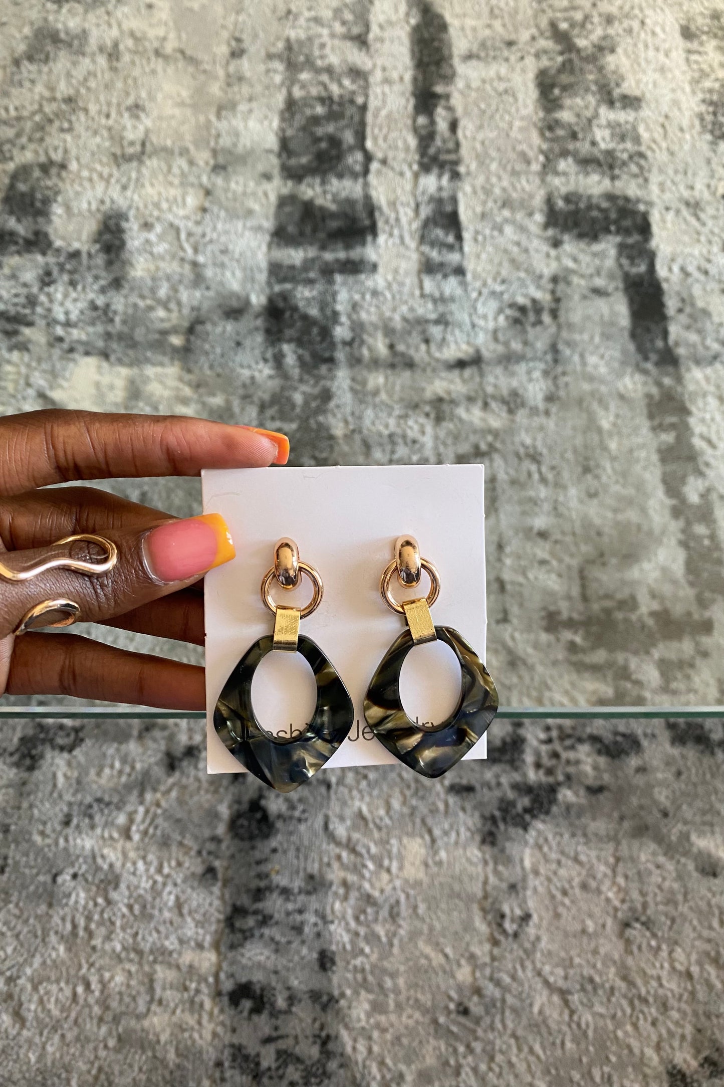 Be me earrings